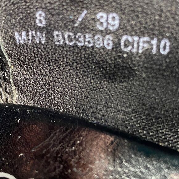 Size 8 - Women’s B.O.C. Black leather clogs - Picture 8 of 8